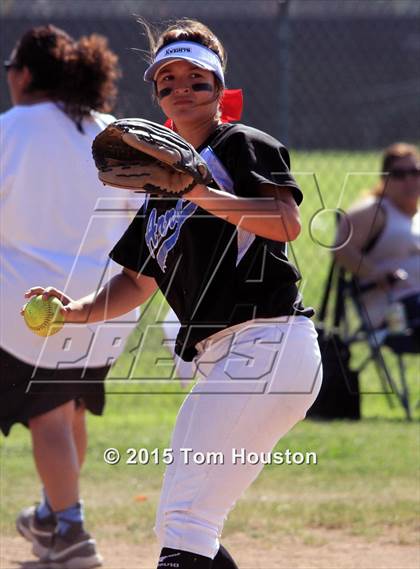 Thumbnail 1 in Arroyo @ Azusa photogallery.