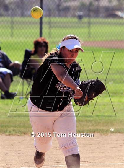 Thumbnail 3 in Arroyo @ Azusa photogallery.