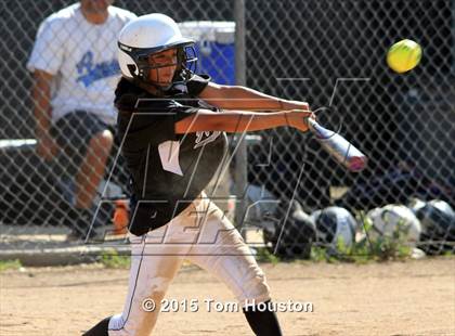 Thumbnail 2 in Arroyo @ Azusa photogallery.