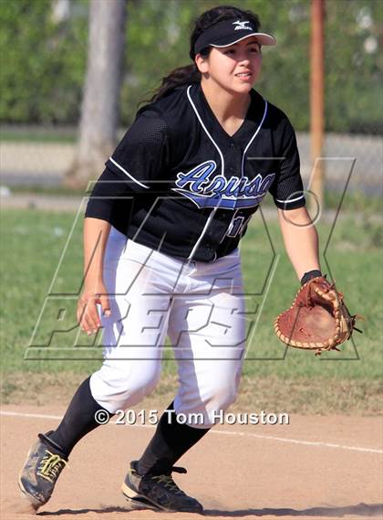 Thumbnail 3 in Arroyo @ Azusa photogallery.