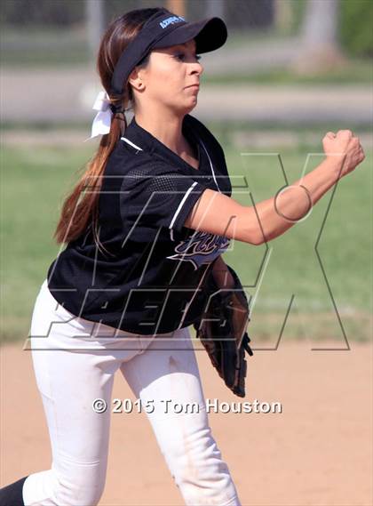 Thumbnail 1 in Arroyo @ Azusa photogallery.