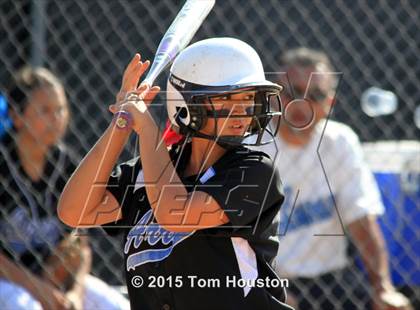 Thumbnail 3 in Arroyo @ Azusa photogallery.