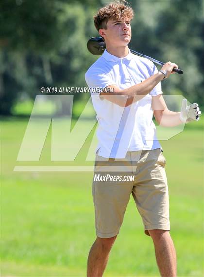 Thumbnail 1 in Hernando vs Central  photogallery.