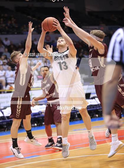 Thumbnail 1 in Avon vs. Wayland-Cohocton (Section V Class B2 Final) photogallery.
