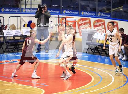 Thumbnail 2 in Avon vs. Wayland-Cohocton (Section V Class B2 Final) photogallery.