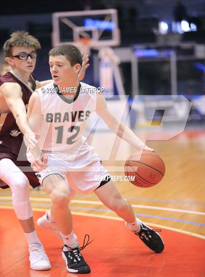 Thumbnail 2 in Avon vs. Wayland-Cohocton (Section V Class B2 Final) photogallery.