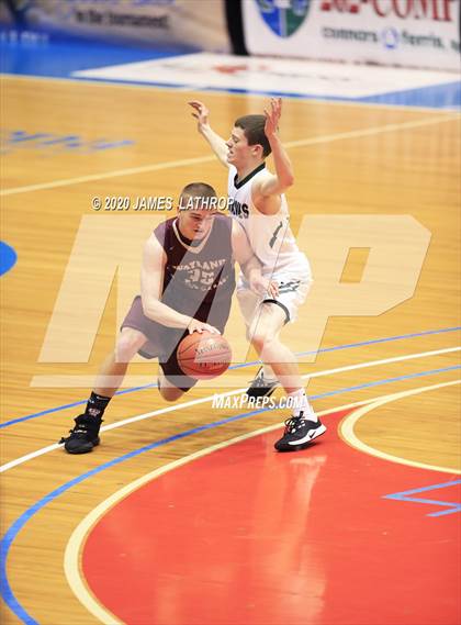 Thumbnail 3 in Avon vs. Wayland-Cohocton (Section V Class B2 Final) photogallery.