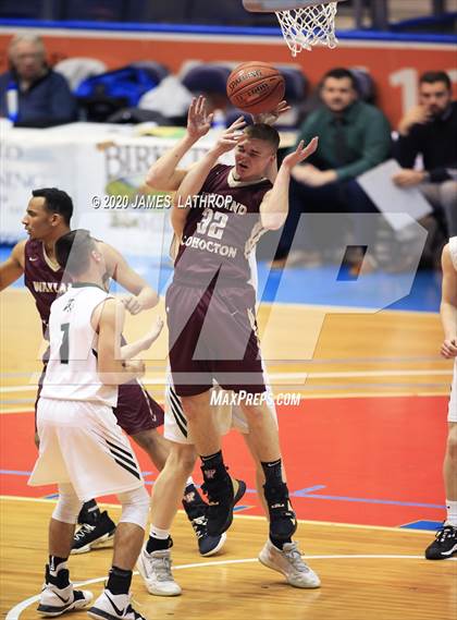 Thumbnail 1 in Avon vs. Wayland-Cohocton (Section V Class B2 Final) photogallery.