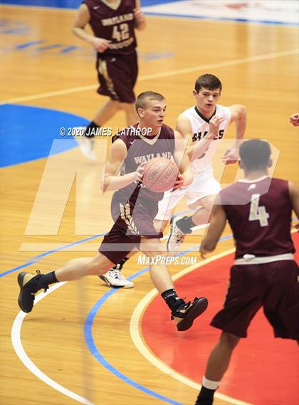 Thumbnail 1 in Avon vs. Wayland-Cohocton (Section V Class B2 Final) photogallery.