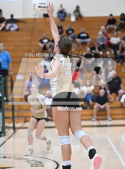 Thumbnail 1 in Canyon @ Brea Olinda photogallery.