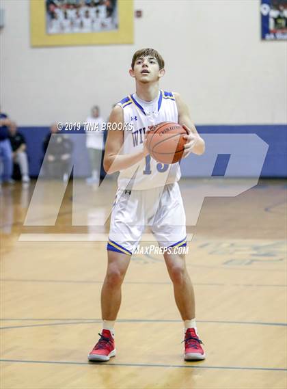 Thumbnail 1 in Richlands vs. White Oak photogallery.