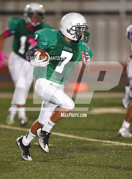 Thumbnail 3 in Lake Dallas White @ Turner White photogallery.