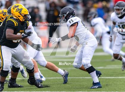 Thumbnail 2 in Fort Bend Marshall vs. Lake Creek (UIL 5A D2 Region III Regional Playoff) photogallery.