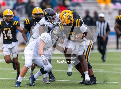 Thumbnail 2 in Fort Bend Marshall vs. Lake Creek (UIL 5A D2 Region III Regional Playoff) photogallery.