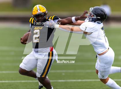 Thumbnail 3 in Fort Bend Marshall vs. Lake Creek (UIL 5A D2 Region III Regional Playoff) photogallery.