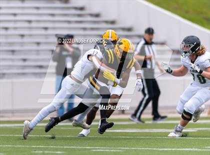 Thumbnail 1 in Fort Bend Marshall vs. Lake Creek (UIL 5A D2 Region III Regional Playoff) photogallery.