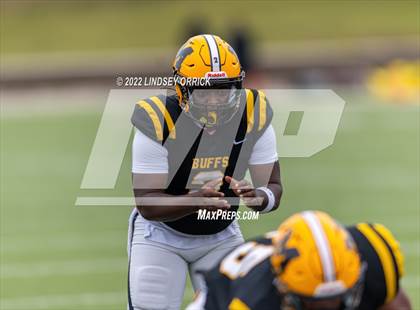 Thumbnail 3 in Fort Bend Marshall vs. Lake Creek (UIL 5A D2 Region III Regional Playoff) photogallery.