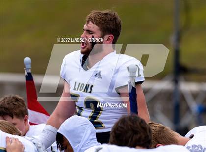 Thumbnail 3 in Fort Bend Marshall vs. Lake Creek (UIL 5A D2 Region III Regional Playoff) photogallery.