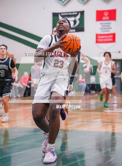 Thumbnail 2 in Mountain Ridge vs. Ironwood photogallery.