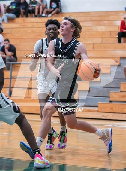 Thumbnail 3 in Mountain Ridge vs. Ironwood photogallery.