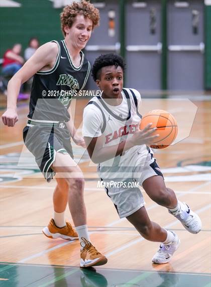 Thumbnail 1 in Mountain Ridge vs. Ironwood photogallery.