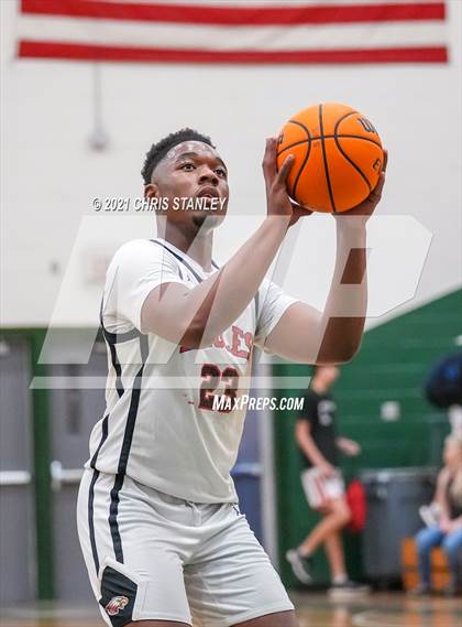 Thumbnail 1 in Mountain Ridge vs. Ironwood photogallery.