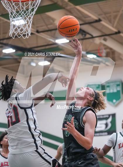 Thumbnail 3 in Mountain Ridge vs. Ironwood photogallery.