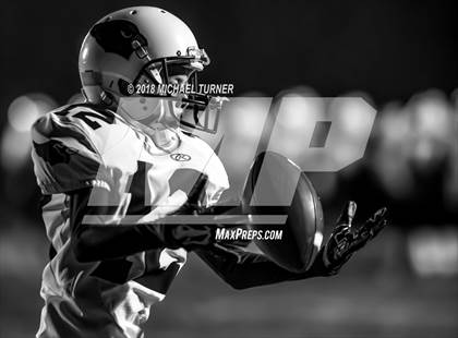 Thumbnail 2 in Los Molinos vs. Big Valley (NS 8 Man Final) photogallery.