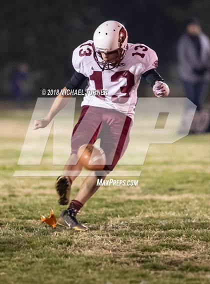 Thumbnail 2 in Los Molinos vs. Big Valley (NS 8 Man Final) photogallery.