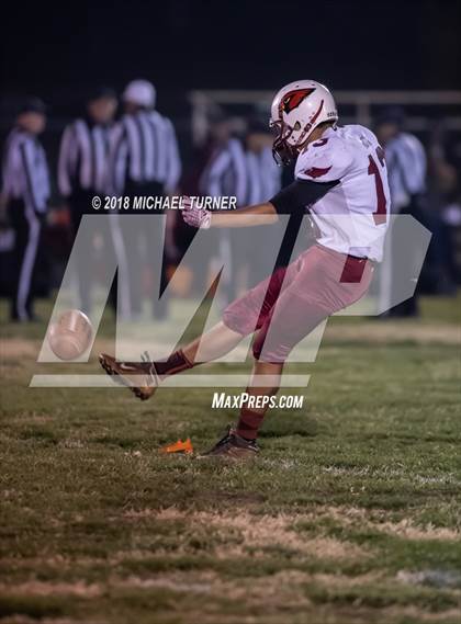 Thumbnail 1 in Los Molinos vs. Big Valley (NS 8 Man Final) photogallery.