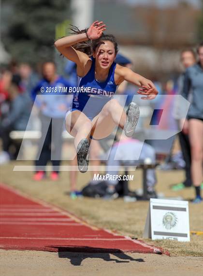 Thumbnail 2 in LPS Spring Break Duals Track and Field photogallery.