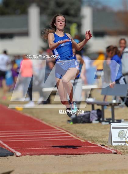 Thumbnail 3 in LPS Spring Break Duals Track and Field photogallery.