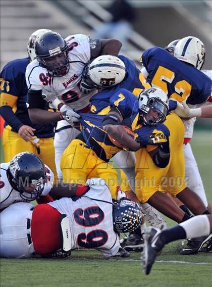 Thumbnail 3 in Stony Point vs. Allen (Class 5A Division II state semifinals) photogallery.
