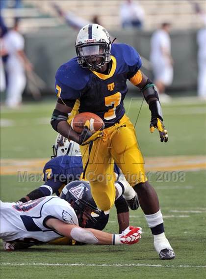 Thumbnail 2 in Stony Point vs. Allen (Class 5A Division II state semifinals) photogallery.
