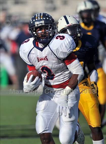 Thumbnail 3 in Stony Point vs. Allen (Class 5A Division II state semifinals) photogallery.
