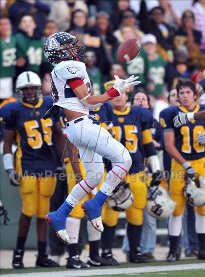 Thumbnail 1 in Stony Point vs. Allen (Class 5A Division II state semifinals) photogallery.