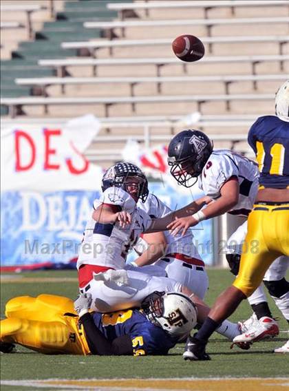Thumbnail 3 in Stony Point vs. Allen (Class 5A Division II state semifinals) photogallery.