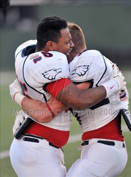 Thumbnail 2 in Stony Point vs. Allen (Class 5A Division II state semifinals) photogallery.