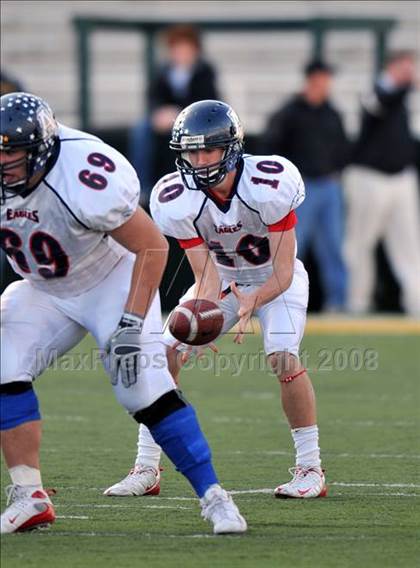 Thumbnail 2 in Stony Point vs. Allen (Class 5A Division II state semifinals) photogallery.