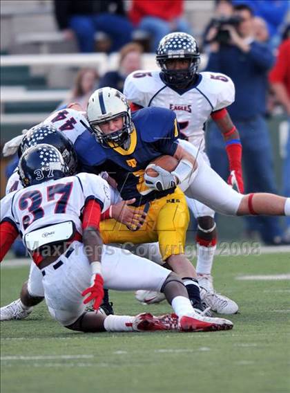 Thumbnail 3 in Stony Point vs. Allen (Class 5A Division II state semifinals) photogallery.