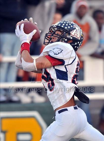 Thumbnail 2 in Stony Point vs. Allen (Class 5A Division II state semifinals) photogallery.