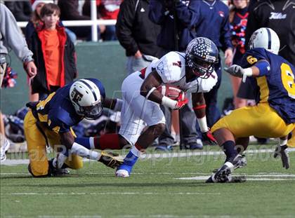 Thumbnail 3 in Stony Point vs. Allen (Class 5A Division II state semifinals) photogallery.