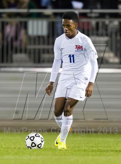 Thumbnail 2 in Gonzaga vs DeMatha (WCAC Final) photogallery.