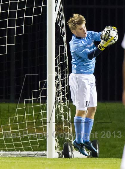 Thumbnail 3 in Gonzaga vs DeMatha (WCAC Final) photogallery.