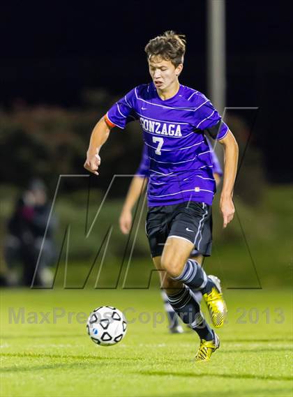 Thumbnail 2 in Gonzaga vs DeMatha (WCAC Final) photogallery.