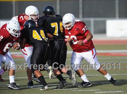 Thumbnail 2 in Cabrillo @ Santa Maria photogallery.