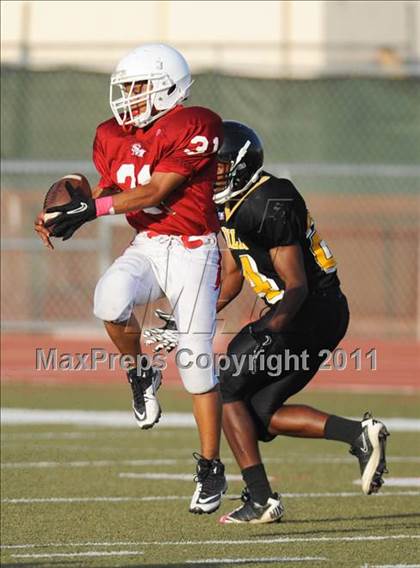 Thumbnail 3 in Cabrillo @ Santa Maria photogallery.