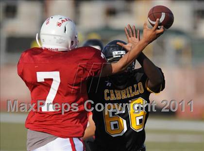 Thumbnail 3 in Cabrillo @ Santa Maria photogallery.