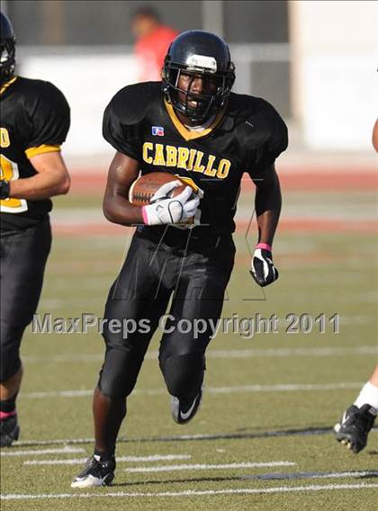 Thumbnail 2 in Cabrillo @ Santa Maria photogallery.
