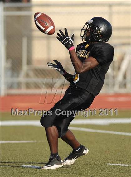 Thumbnail 1 in Cabrillo @ Santa Maria photogallery.